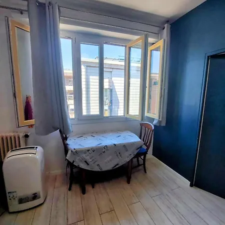 2 Pieces Apartment Nice