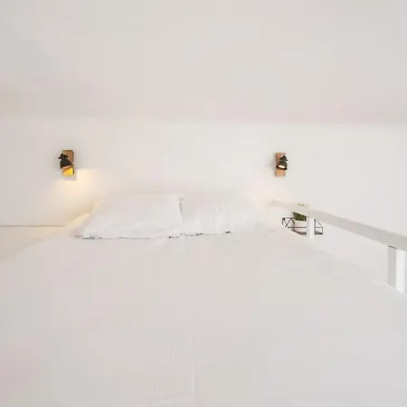 - - Superbe Avec Balcon - Centre - - Apartment *