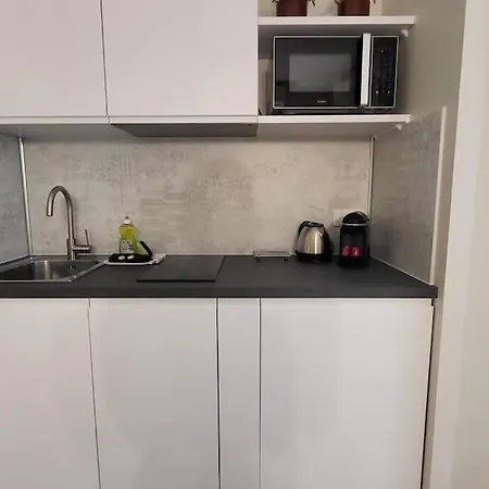 Patio D'azur- Coquet 2pers 2lits Proche Plages Apartment