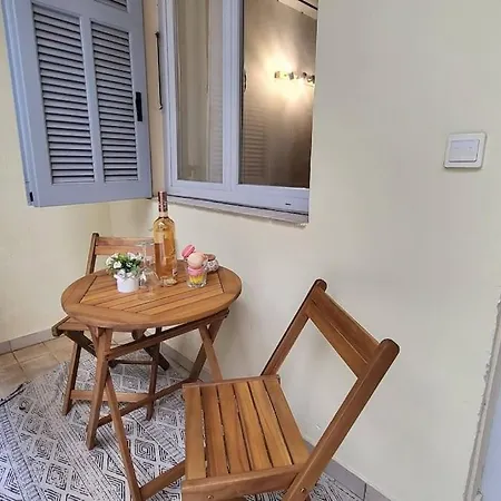 Patio D'azur- Coquet 2pers 2lits Proche Plages Apartment *