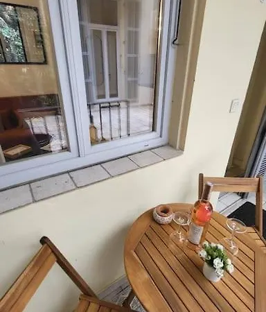 Patio D'azur- Coquet 2pers 2lits Proche Plages Apartment