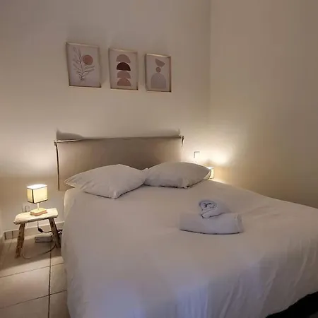 Patio D'azur- Coquet 2pers 2lits Proche Plages Apartment *