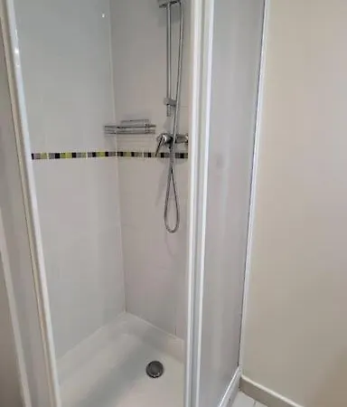 Patio D'azur- Coquet 2pers 2lits Proche Plages Apartment