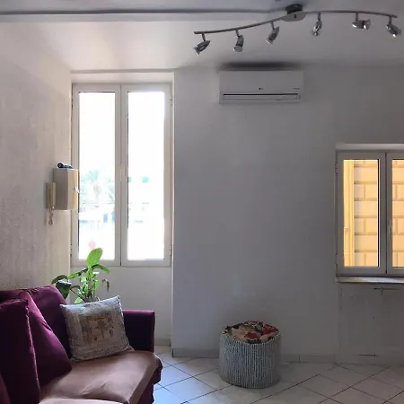 Rue St Gaetan Location Old Town * Nizza