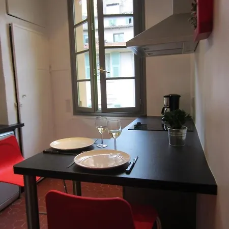 Apartment Magnifique 2p Au Coeur Du Vieux