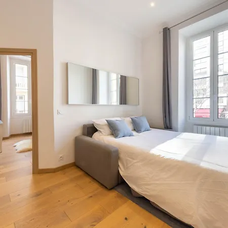 Appartement Le Carre D'or - A 2 Min A Pied Du Centre-ville Nice