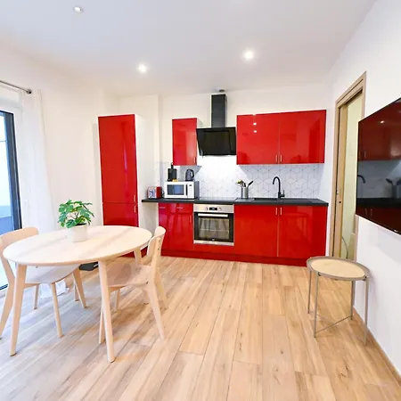 Beau Cozy Centre Et Plages Avec Terrasse N3 Apartment