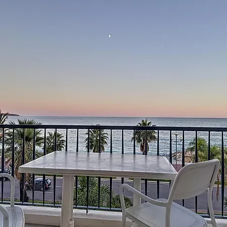 Seaview Promenade 2brs With Parking Apartment Nice