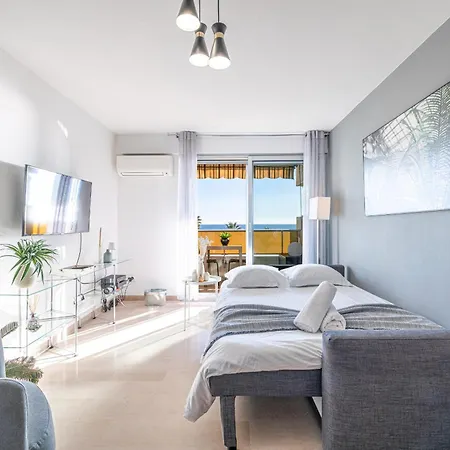Sea View & Promenade Des Apartment