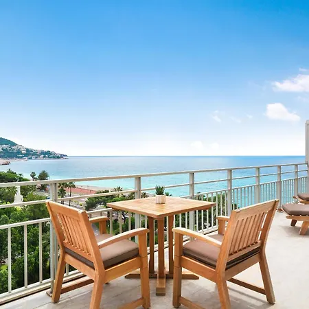 Le Meridien Hotel