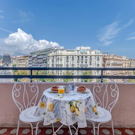 Holiday home Elegant With Balconies In The Heart Of