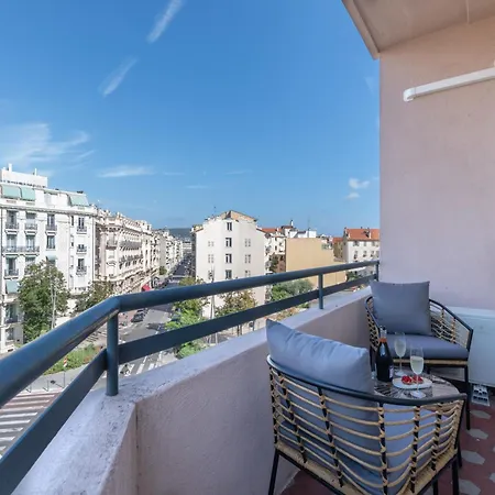 Elegant With Balconies In The Heart Of Holiday home *