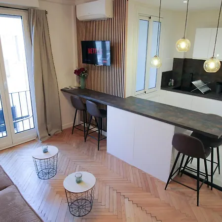 Clemenceau 2 Confortable Clim Et Dressing Proche Gare Apartment *