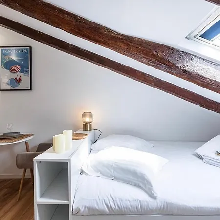 Charmante Studette Cosy Renove Au Coeur De *