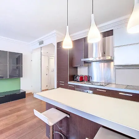 Apartment Nestor&Jeeves - California - Central - Very Close Sea