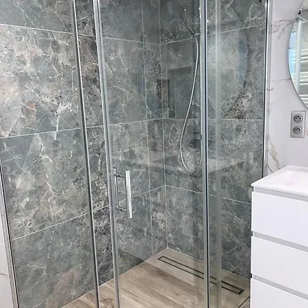 Le Bijou De Valrose - 4 Bedroom With Pool Appartement Nice