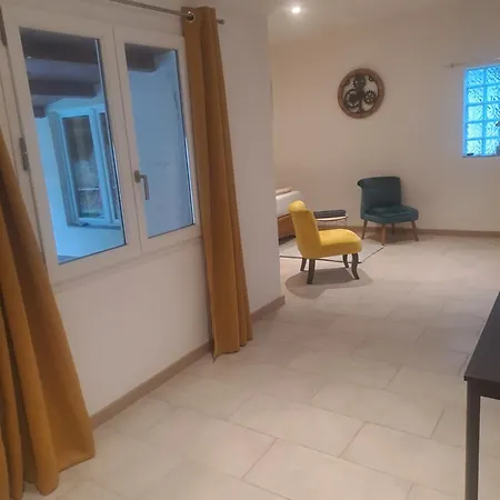 Habitación en casa particular Maison Du Bonheur Calme Et Verdure Niza