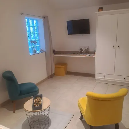 Maison Du Bonheur Calme Et Verdure Habitación en casa particular