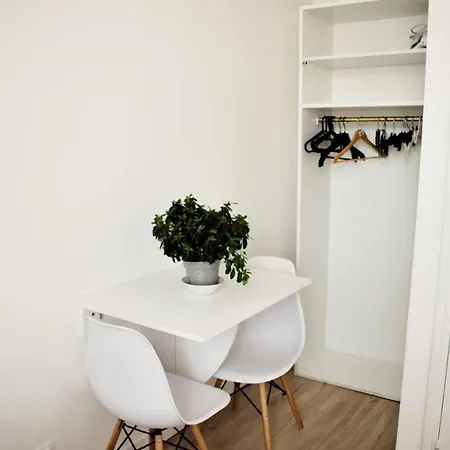 Apartment In The Center, Private Bathroom Nice