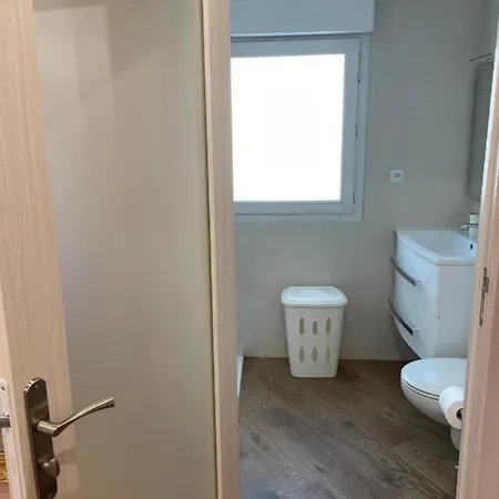 Super Avec Piscine A 60 M De La Appartement
