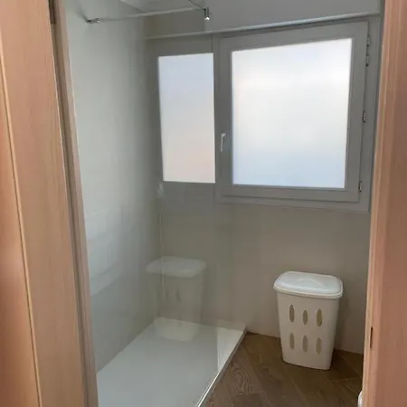 Super Avec Piscine A 60 M De La Appartement Nice