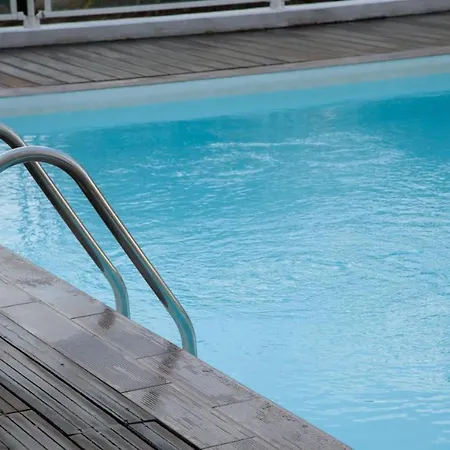 Super Avec Piscine A 60 M De La * Nice