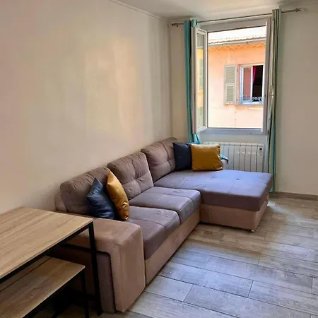 Apartment Lascaris