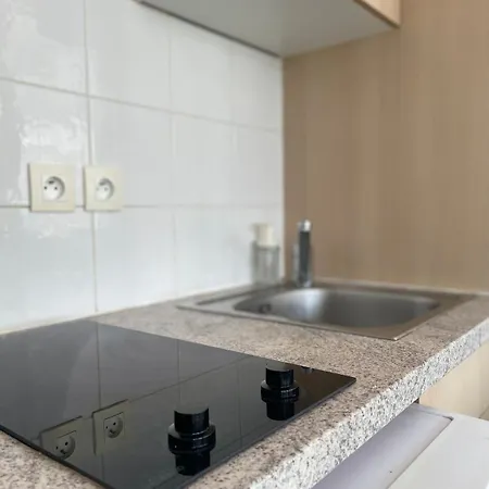 Perfect Airport Apartment