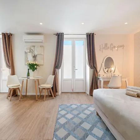 Renting - Honey Moon Massena - Luxe - Jaccuzzi - Terrasse - King Bed - Ac Appartamento *