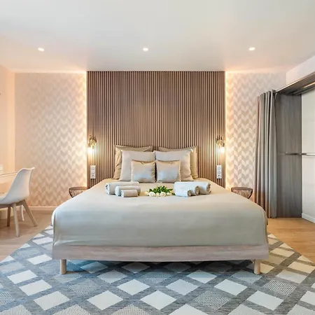 Renting - Honey Moon Massena - Luxe - Jaccuzzi - Terrasse - King Bed - Ac * Nizza