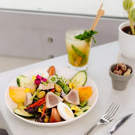 Ξενοδοχείο Radisson Blu 4*