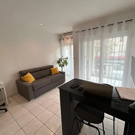 Joli Au Bord De Apartment