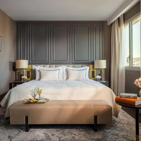Hotel Anantara Plaza - A Leading Of The World 5*