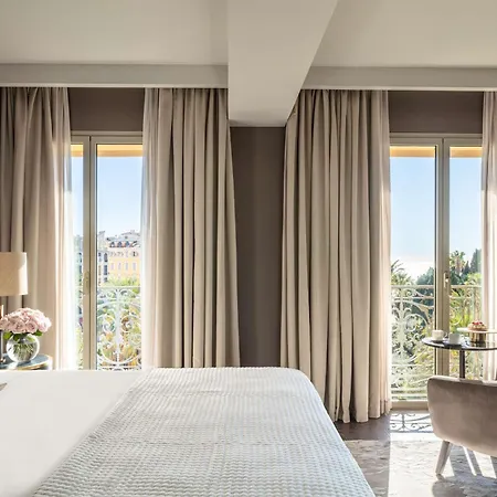 Anantara Plaza - A Leading Of The World