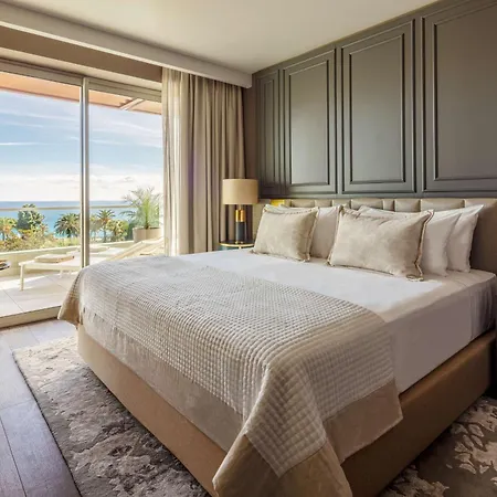 Hotel Anantara Plaza - A Leading Of The World
