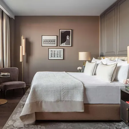 Hotel Anantara Plaza - A Leading Of The World