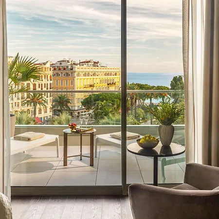 Hotel Anantara Plaza - A Leading Of The World