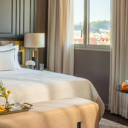 Anantara Plaza - A Leading Of The World Hotel