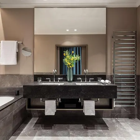 Anantara Plaza - A Leading Of The World 5*
