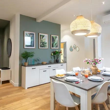 아파트 #34 Lamartine 3 Bdrs Ac Balcony 10mins Walk To Old Town *