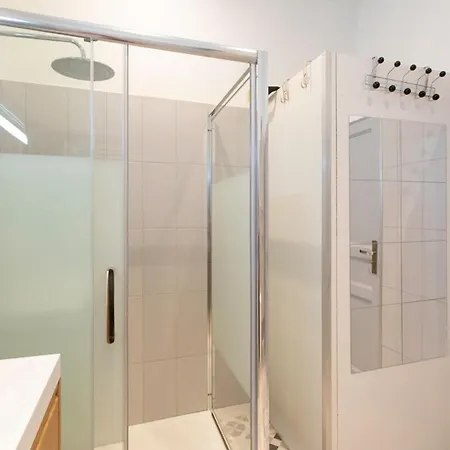 아파트 #34 Lamartine 3 Bdrs Ac Balcony 10mins Walk To Old Town