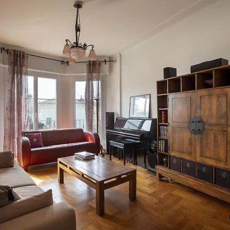 Apartment Air-conditioned In The Imperial Park *