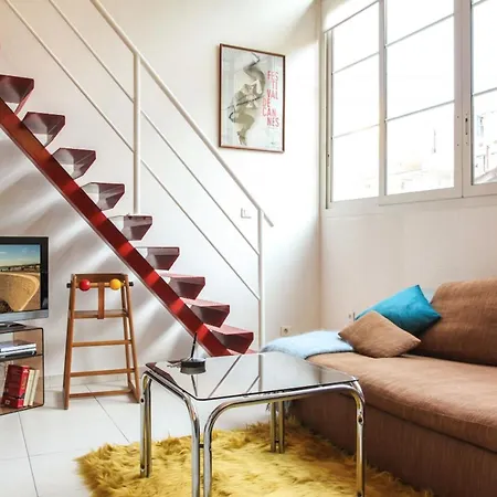 France 841 - Duplex Near Sea Wparking Apartment *