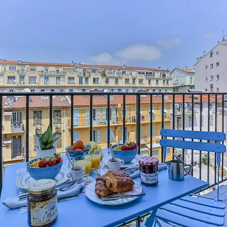 Massena Cours - Terrasse - Zone Pietonne * Nice