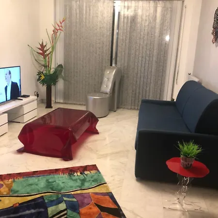 Promenade Des Vue Apartment