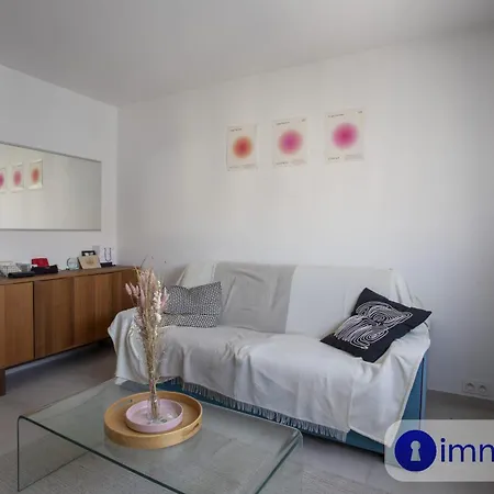 Apartment Near Airport