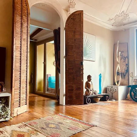 Apartment Old Town, Experience Out Of Time Nizza