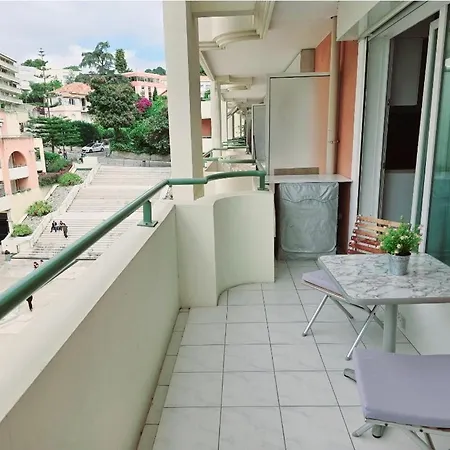 Lovely 1 Bedroom Vacation With Free Parking. Apartment