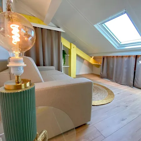 Apartment Gp Climatise, Renove, Tres Proche Gare *