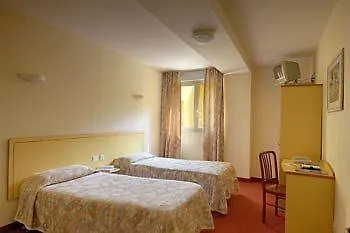 Massenet Hotel 3*